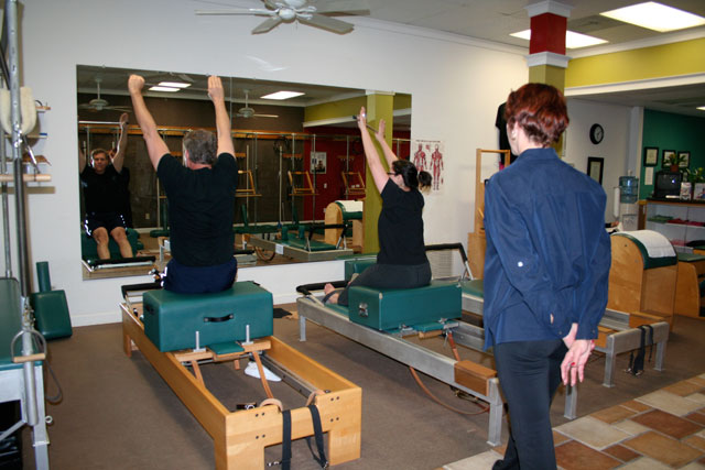 Pilates hinge short box technique